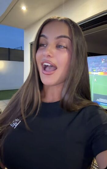 Leaked Kamilaofficiel private photo viral onlyfans