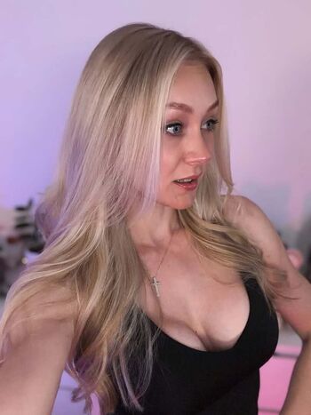 Leaked Kandyland private photo viral onlyfans
