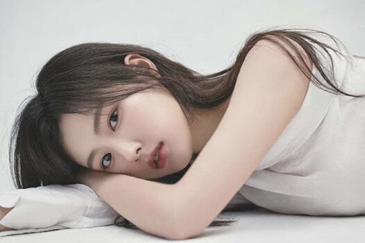 Kang Hyewon