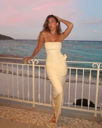 Leaked Kara del toro page private photo viral onlyfans