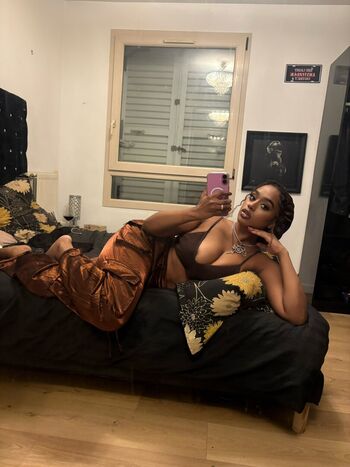 Leaked Kara frenchie shore private photo viral onlyfans