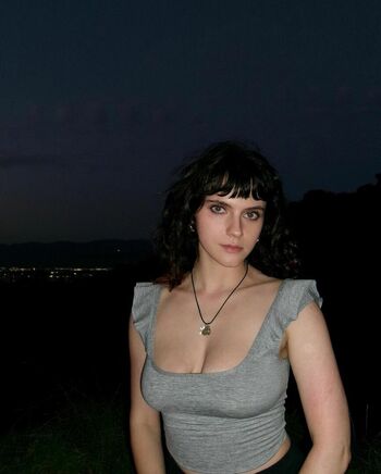 Leaked Kara hayward private photo viral onlyfans