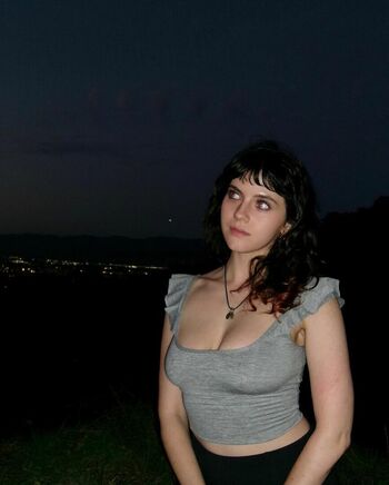 Kara Hayward