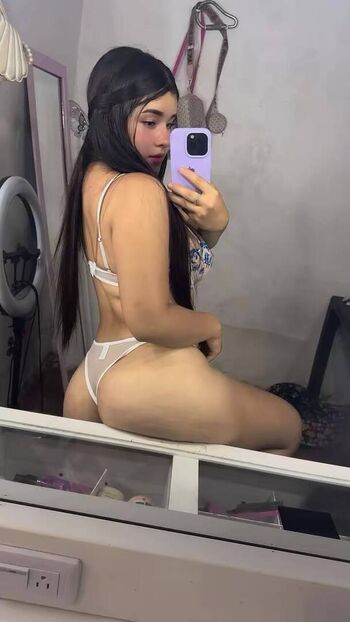 Leaked Karitol w private photo viral onlyfans