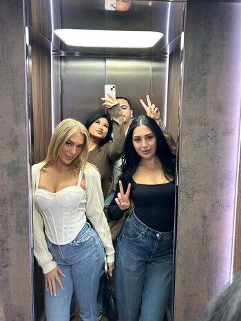 Leaked Karmen petrovic private photo viral onlyfans