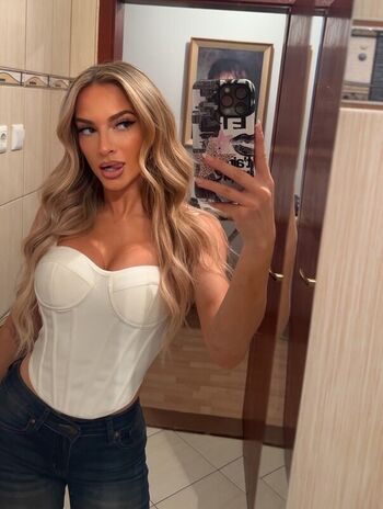 Leaked Karmen petrovic private photo viral onlyfans