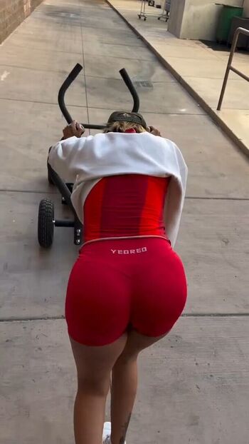 Leaked Karol g private photo viral onlyfans