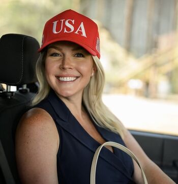 Karoline Claire Leavitt