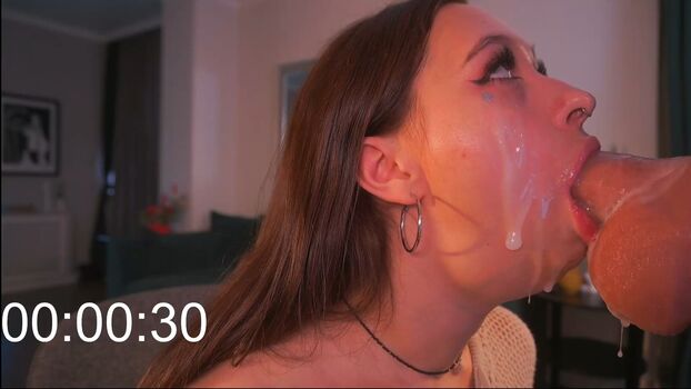 Leaked Karolineneuer page private photo viral onlyfans