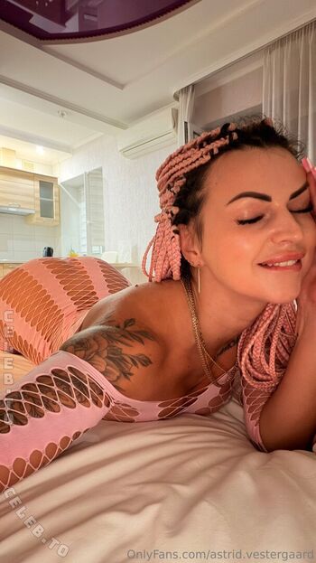 Leaked Karolinka ofi private photo viral onlyfans
