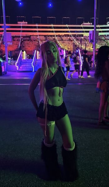 Leaked Karolyn private photo viral onlyfans