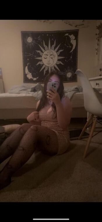 Leaked Katelyn belle private photo viral onlyfans