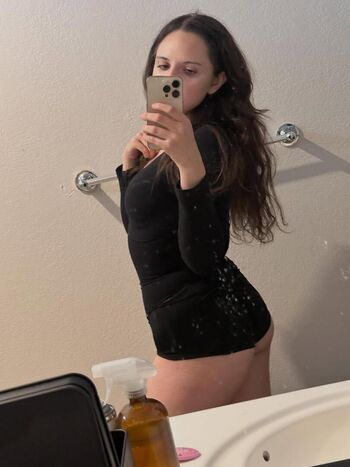 Leaked Katelyn belle private photo viral onlyfans