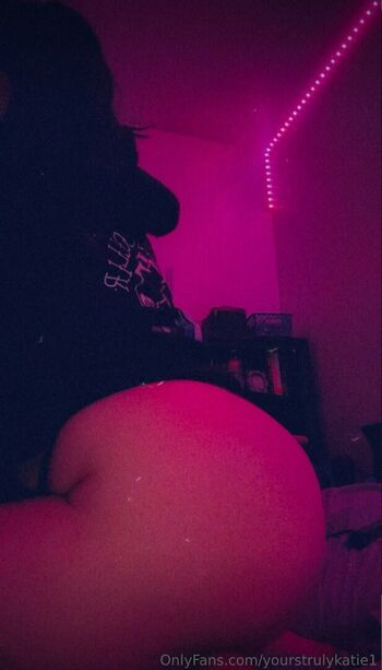 Leaked Katelyn miears private photo viral onlyfans