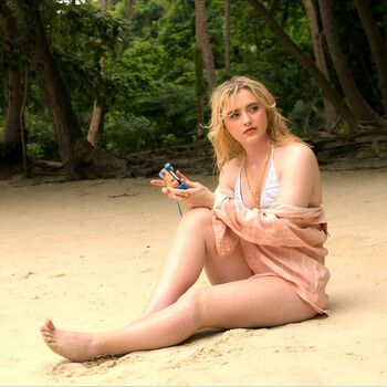 Leaked Kathrynton page private photo viral onlyfans