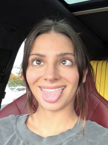 Leaked Katie dillenbeck page private photo viral onlyfans