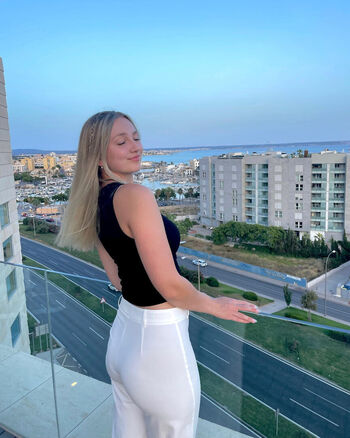 Leaked Katie liakin page private photo viral onlyfans