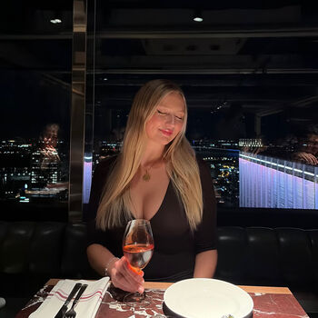 Leaked Katie liakin private photo viral onlyfans