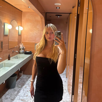 Leaked Katie liakin private photo viral onlyfans