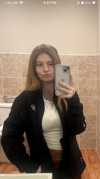 Leaked Katie lindeen private photo viral onlyfans