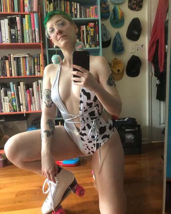 Leaked Katie rose leon private photo viral onlyfans