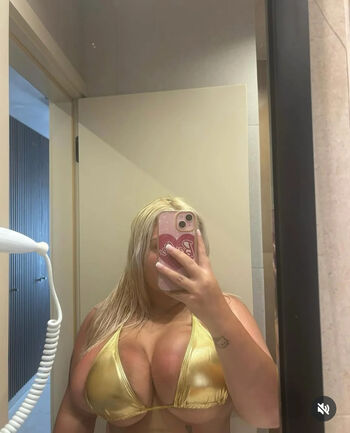 Leaked Katiialouisee private photo viral onlyfans