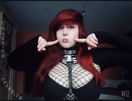 Leaked Kawaiialienpanda private photo viral onlyfans