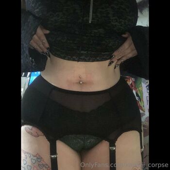 Leaked Kawaiii corpse bella luna private photo viral onlyfans
