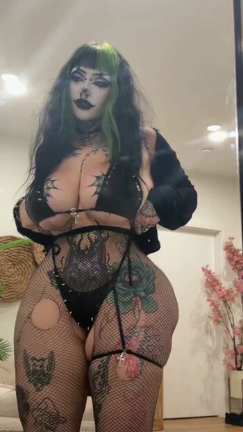 Leaked Kawaiii corpse bella luna private photo viral onlyfans