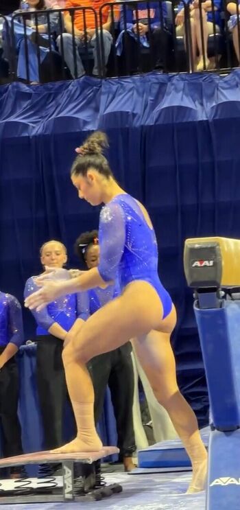 Kayla DiCello