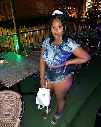 Leaked Kayla henderson private photo viral onlyfans