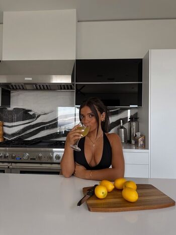 Leaked Kayla manousselis private photo viral onlyfans