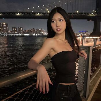 Leaked Kayla vy  page private photo viral onlyfans