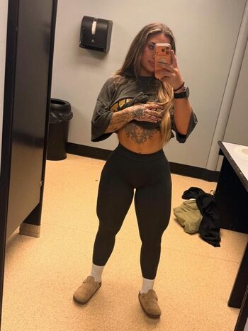 kayleeadair11