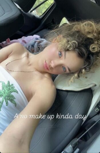 Leaked Kayleeterrerooo private photo viral onlyfans