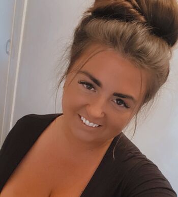 Leaked Kayleigh skin page private photo viral onlyfans