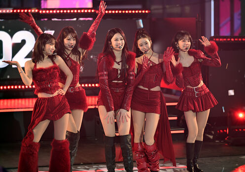 Kazuha Nakamura 中村 一葉