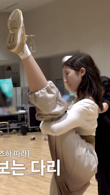 Kazuha Nakamura 中村 一葉