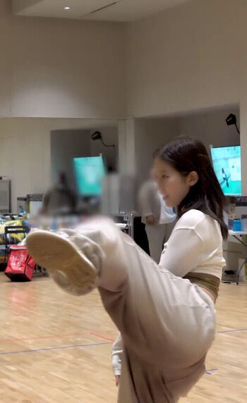 Kazuha Nakamura 中村 一葉