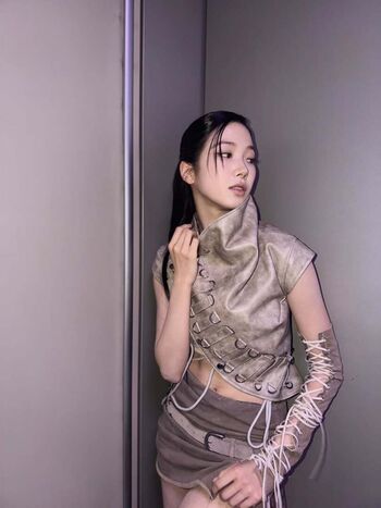Kazuha Nakamura 中村 一葉