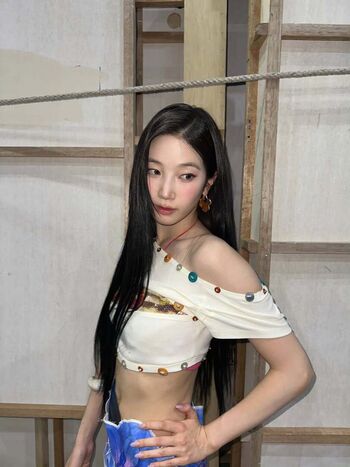 Kazuha Nakamura 中村 一葉