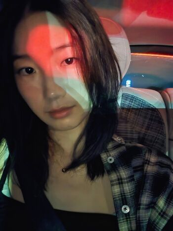 Kazuha Nakamura 中村 一葉 | LESSERAFIM