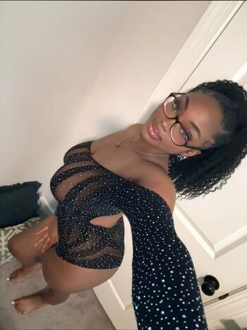 Leaked Kcurieuse private photo viral onlyfans