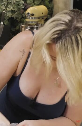 Leaked Ninelaris/ private photo viral onlyfans