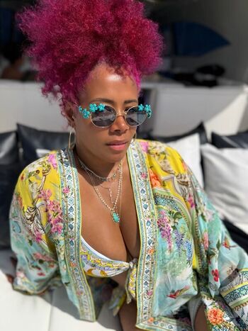 Kelis Rogers