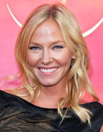 Kelli Giddish