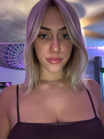 Leaked Kelliconlon private photo viral onlyfans