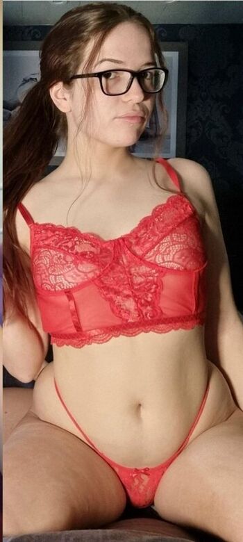 Leaked Kellieb private photo viral onlyfans