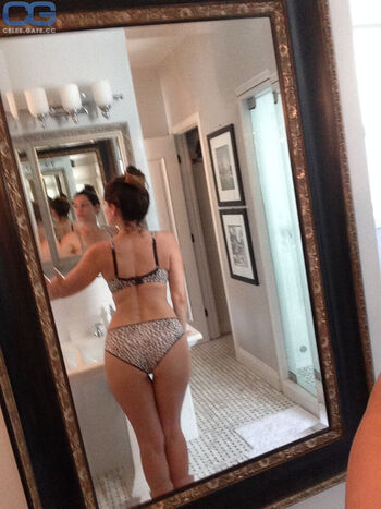 Leaked Kelly brook page private photo viral onlyfans