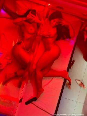 Leaked Kelly holliver private photo viral onlyfans